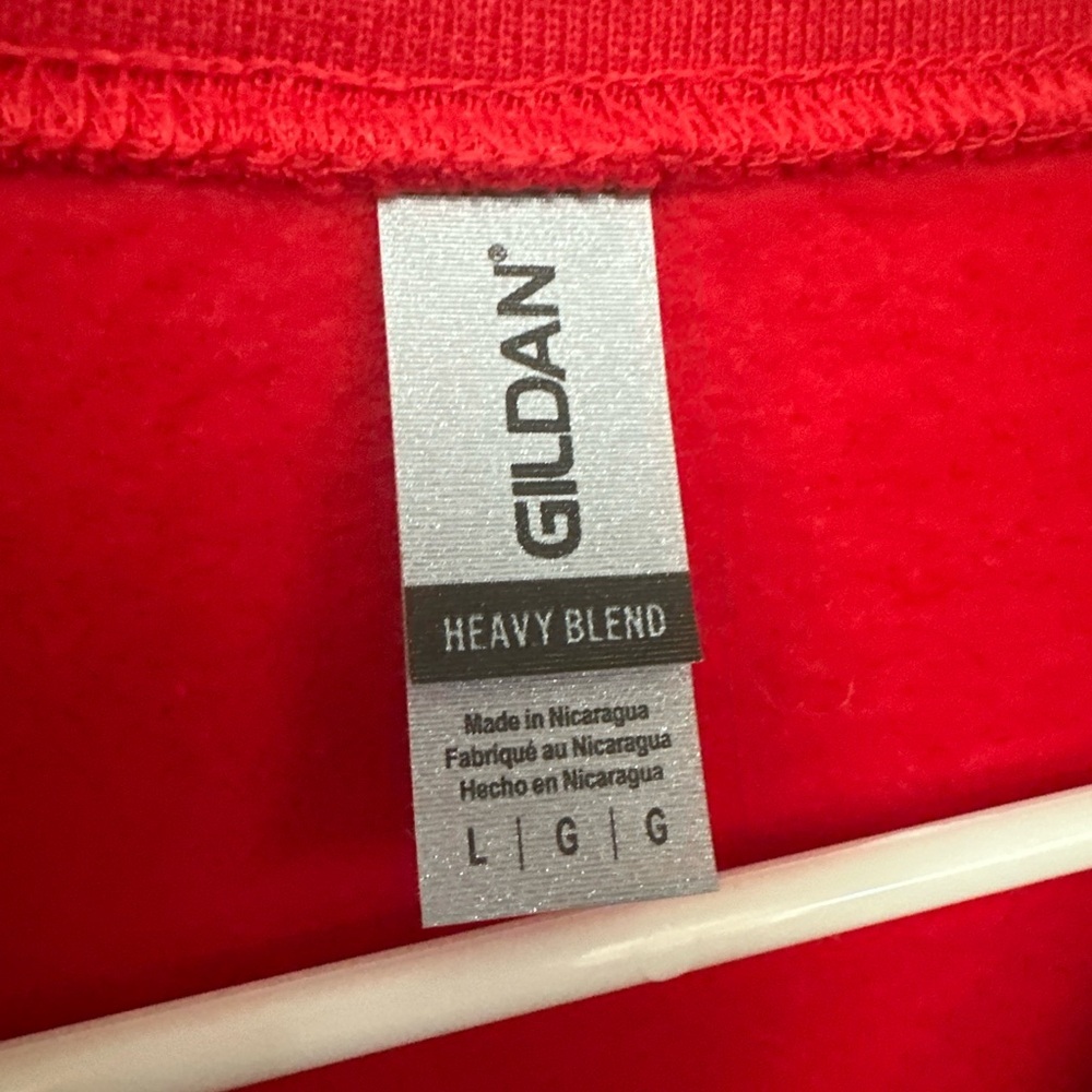 Red Mama sweatshirt size large gildan cottonon shirt soft - Picture 3 of 4